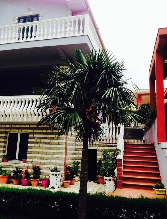 Villa George Orikum Albania